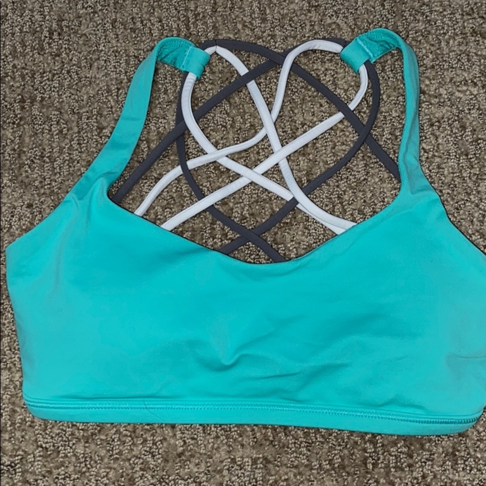 Lulu lemon sports bra